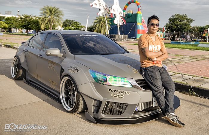 Tampilan depan modifikasi Honda Accord besutan Garage Unique
