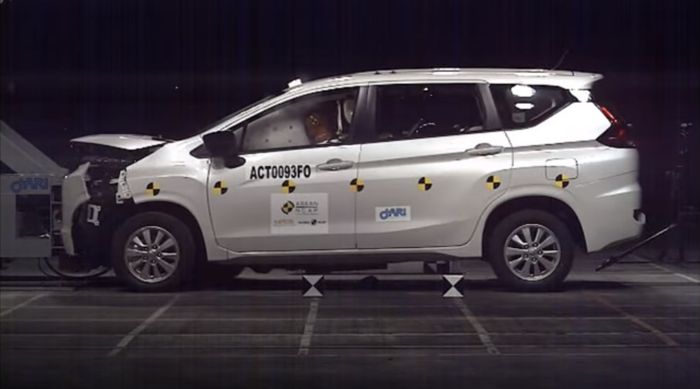 Mitsubishi Xpander di fasilitas uji tabrak Asean NCAP