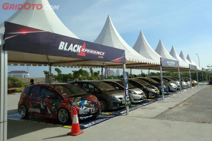 Deretan mobil modifikasi yang siap mejeng di Black Auto Battle Makassar