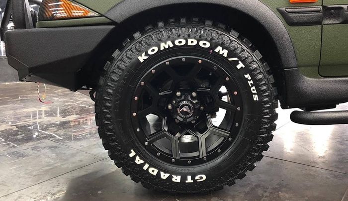 Ssangyong Musso pakai pelek  American Off Road Wheel dibalut ban  GT Radial Savero Komodo M/T Plus