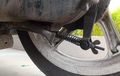 Ini Efeknya Membiarkan Kabel Rem Belakang Motor Kotor di Musim Hujan