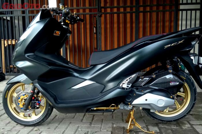 Honda PCX 150 modifikasi simpel