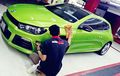 Waterless Car Wash, Teknik Mencuci Mobil Tanpa Air Enggak Bikin Baret Bodi