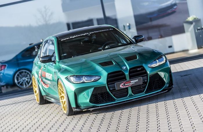 Tampilan depan modifikasi BMW M3 baru garapan Lightweight Performance