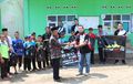 Velozity Chapter Lampung Berbagi Kasih ke Murid Madrasah Korban Tsunami