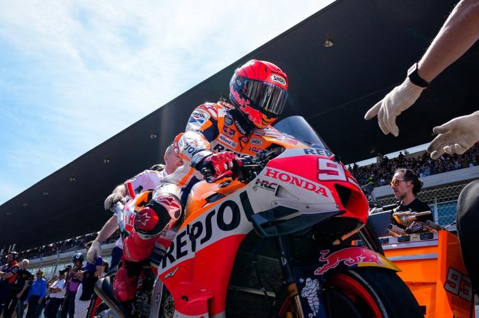 FIM Stewards akhirnya memberikan klarifikasi mengenai hukuman penalti yang diterima Marc Marquez di MotoGP Argentina 2023