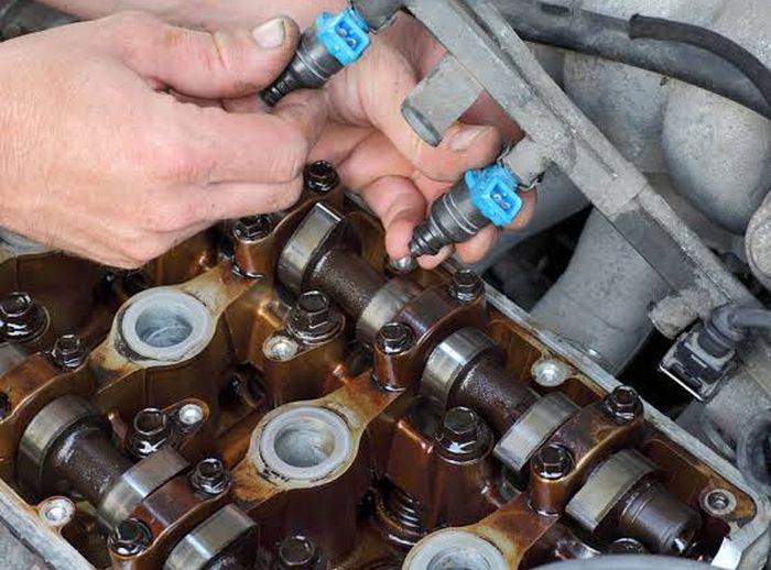 Ilustrasi injector mobil