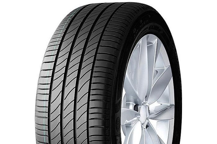 Ban Michelin Primacy 3ST jadi rekomendasi untuk Toyota All New Rush yang ganti pelek ring 18 inci