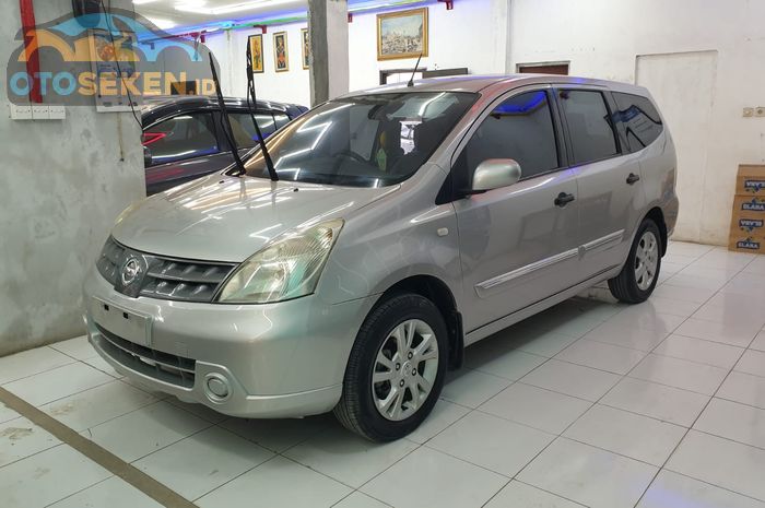 Harga Nissan Grand Livina 2009 bekas