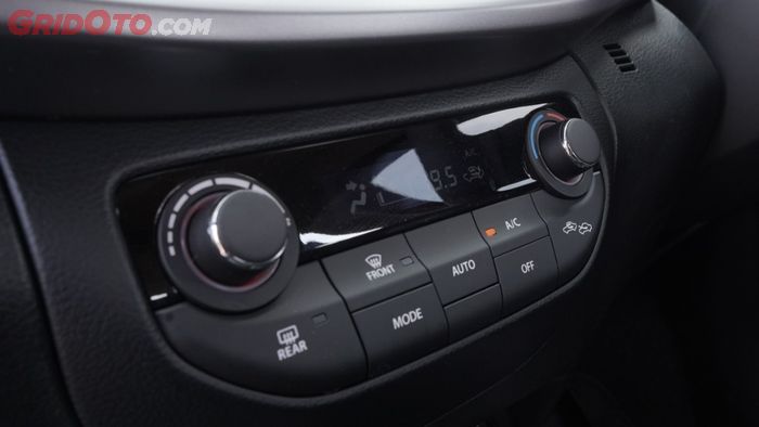 AC climate control dengan fitur auto