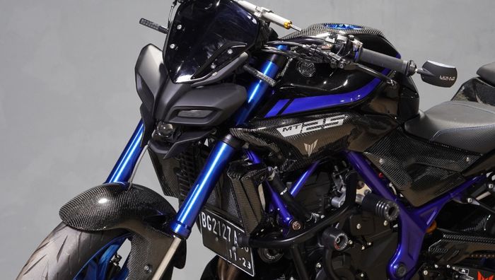 Upside down pakai R25 Set Blue