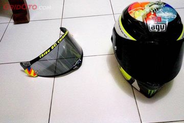 20+ Trend Terbaru Contoh Helm Trx 3 Warna Hitam Kalok Di ...