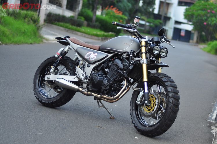 Kawasaki Ninja 250 Jadi Scrambler Ramping Garpu Depan Comot ZX 10R GridOto