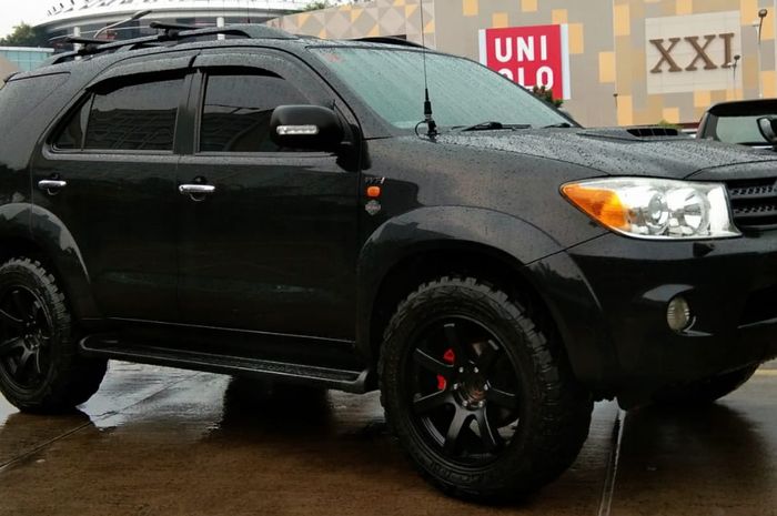 Toyota Fortuner gagah modifikasi ala city slicker berdarah off road