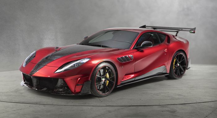 Ferrari 812 Superfast ubahan Mansory