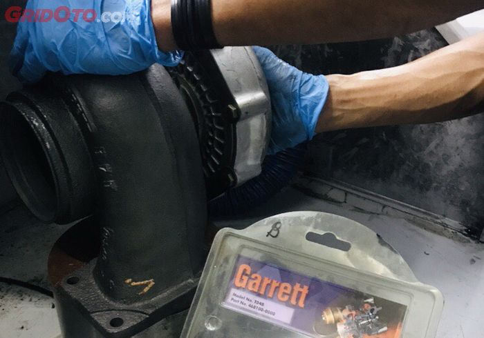 Servis turbo di Ford Ranger, Chevrolet Captiva berkisar Rp 2,5 - 3,5 juta