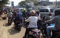 Bukan Cuma Depan, Jaga Jarak Aman saat Berkendara Motor Harus Perhatikan Sisi Samping dan Belakang