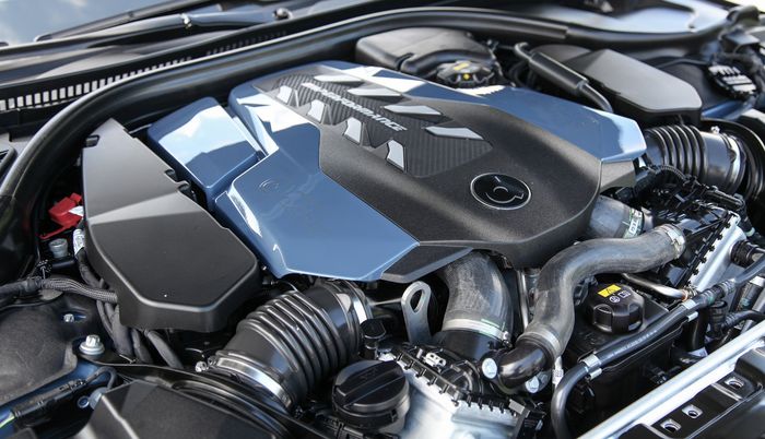 Mesin V8 4.400 cc twin-turbocharger telah ditunning ulang hingga tembus 627 dk dan torsi jadi 850 Nm