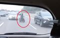 Honda BeAT Terobos Tol Terekam Kamera, Pas Ngeh Ambil Putar Balik