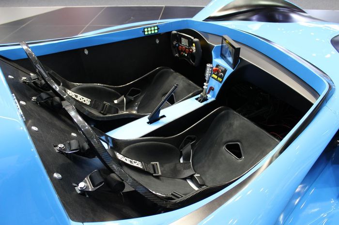 Sasis Shaali N360 dari chrome-moly dan bodi fiberglass komposit