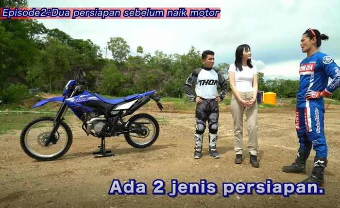 Cuplikan video tutorial menaiki motor off-road Yamaha WR 155R