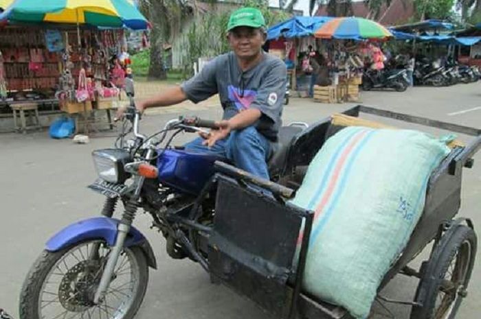 Moedjiono atau yang akrab disapa Mbah Ngek telah meninggal hari ini