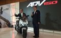 AHM Luncurkan Skutik Penjelajah Jalanan, Honda ADV150. Segini Harga Resmi Tiap Tipenya