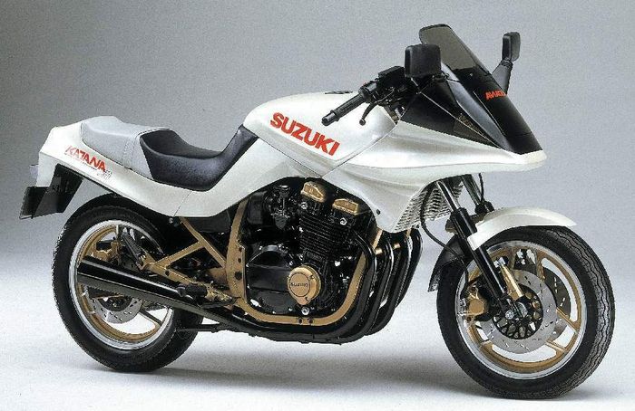 Suzuki GSX750 Katana