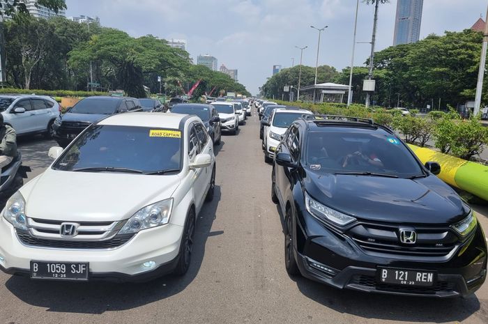 Komunitas Honda CR-V Club Indonesia (CCI) rayakan anniversary ke-17 dengan rolling thunder keliling Jakarta