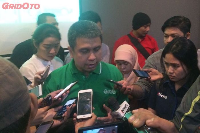 Ridzki Kramadibrata, Managing Director Grab Indonesia saat diwawancarai wartawan