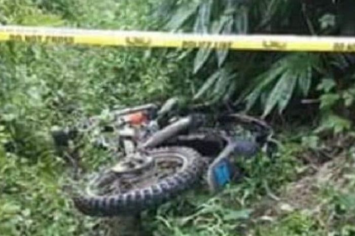 Trail di dekat mayat