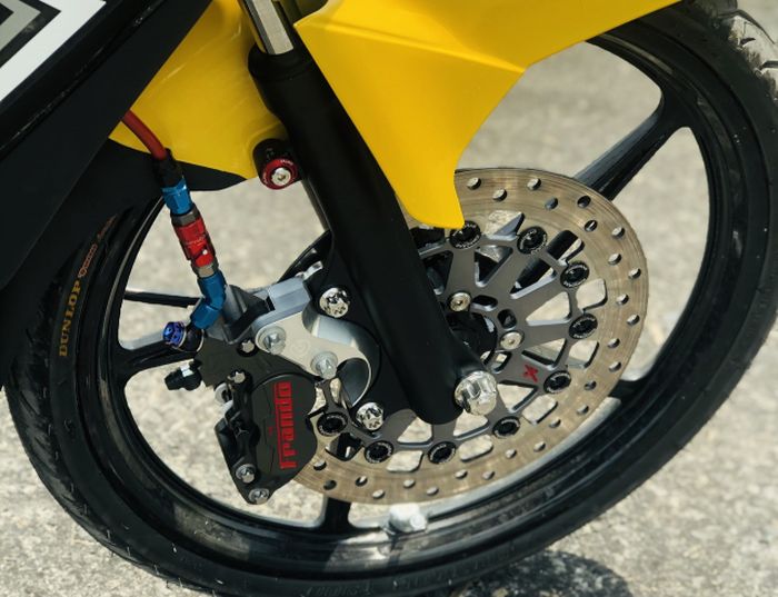 Pelek diganti RCB dan memakai pengereman mewah