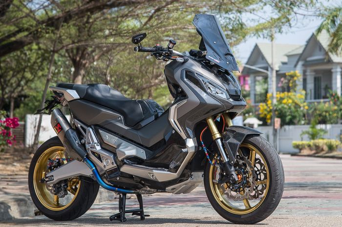 Modifikasi Honda X-ADV beraliran racing yang anti mainstream