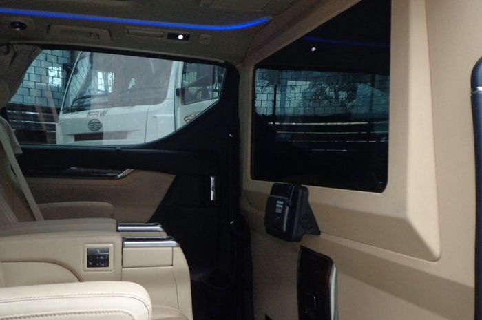 Dinding partisi buatan VIP buatan Delima Jaya Group