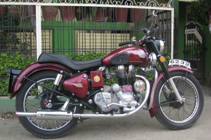 Royal Enfield Bullet G2 tahun 1962 pada kondisi standard