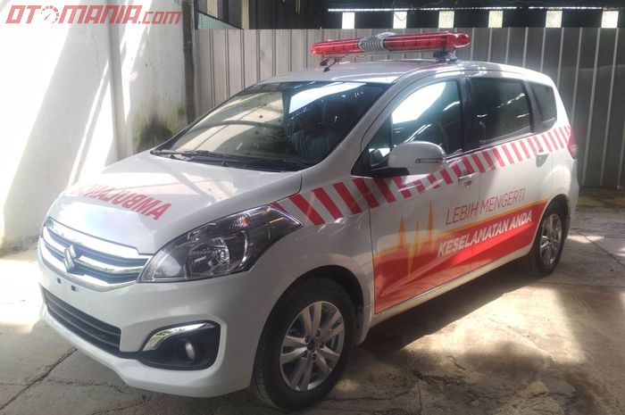 Suzuki Ertiga ambulans siap dukung APV ambulans