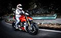 Ducati Streetfighter V4S Tampang Sangar, Mesin Turunan MotoGP, Canggih dan Ringan!
