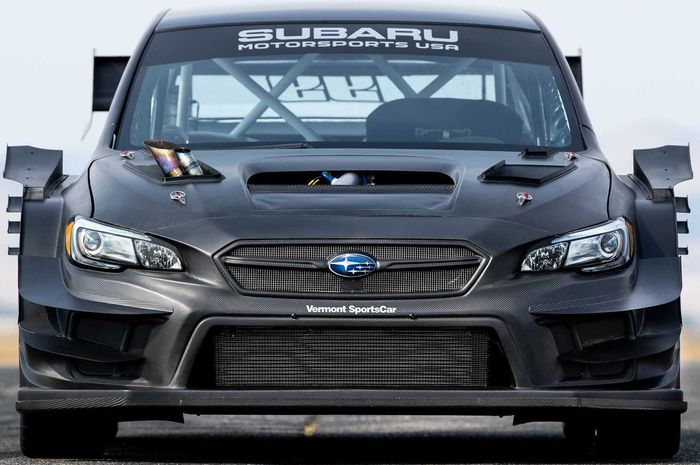  Subaru WRX STI dilengkapi body serat karbon plus aero kit