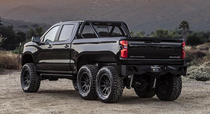 Chevrolet Silverado Trail Boss Z71 hasil garapan Hennessey