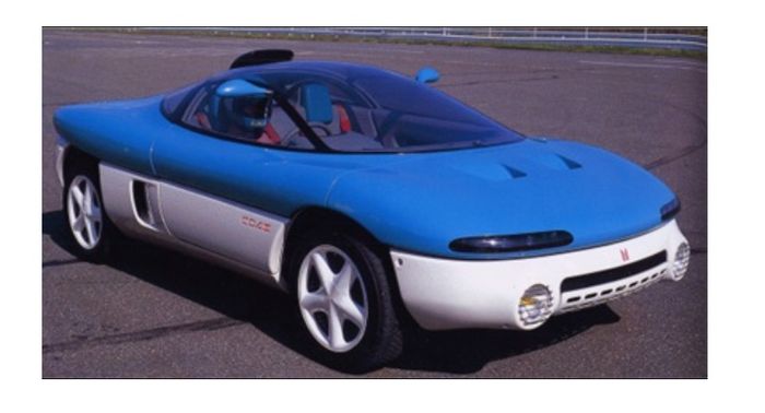 Tampilannya sangat aerodinamis dengan dimensinya yang kompak