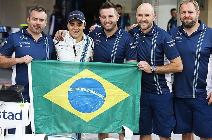 Akhir musim lalu Felipe Massa sudah mengumumkan pensiun, tetapi tim Williams memanggilnya kembali untuk balapan di 2017