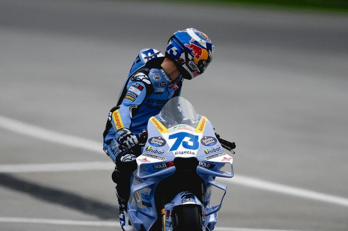 Alex Marquez memimpin hari ketiga tes MotoGP Sepang