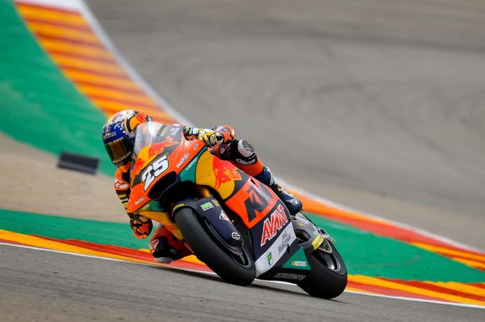 Raul Fernandez berhasil merebut kemenangan di ajang Moto2 Aragon 2021 yang digelar pada Minggu, (12/9) sore tadi.