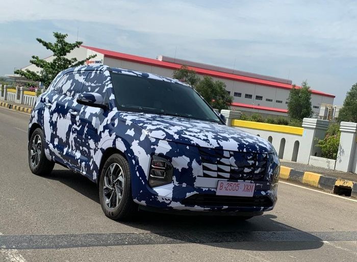 Diduga Hyundai Creta dites jalan seputar Jakarta