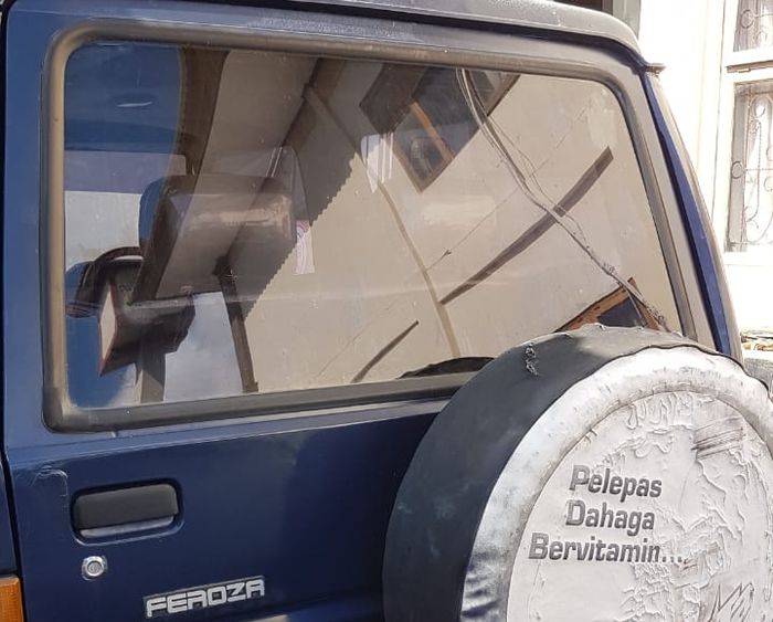 Daihatsu Feroza yang dilelang KPKNL Denpasar