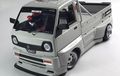 Suzuki Carry Pasang Body Kit Ala Pandem, Colok Pelek Brabus 'Monti'