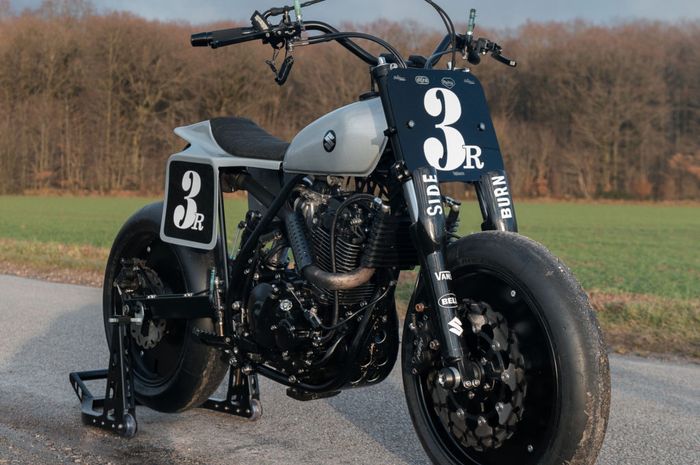 Suzuki DR650 flat track