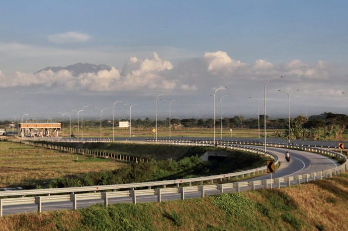 Jalan Tol Solo-Ngawi