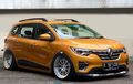 Renault Triber Jadi Tambah Ganteng Dibuat Kandas Mepet Aspal