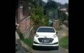 Daihatsu Sigra Berdecit dan Ngebul Lewati Tanjakan, Salah Sopir atau Mobil?